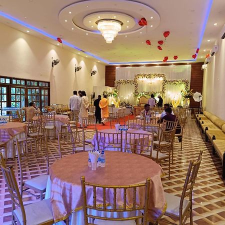 Focus Club And Resort Ranchi Eksteriør billede